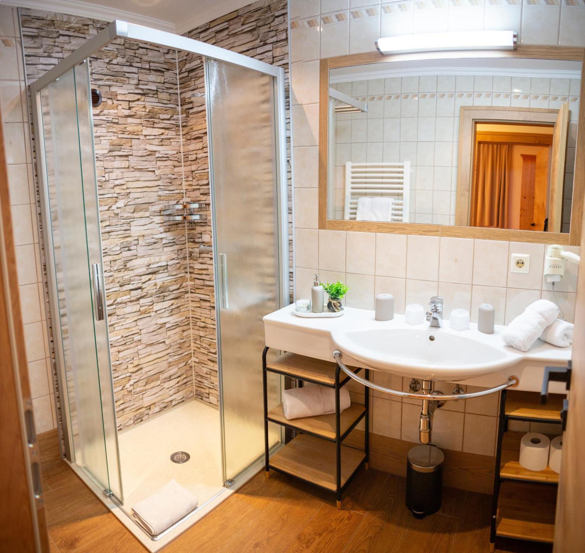 Appartement-Gaestehaus Ursula فلاخاو المظهر الخارجي الصورة