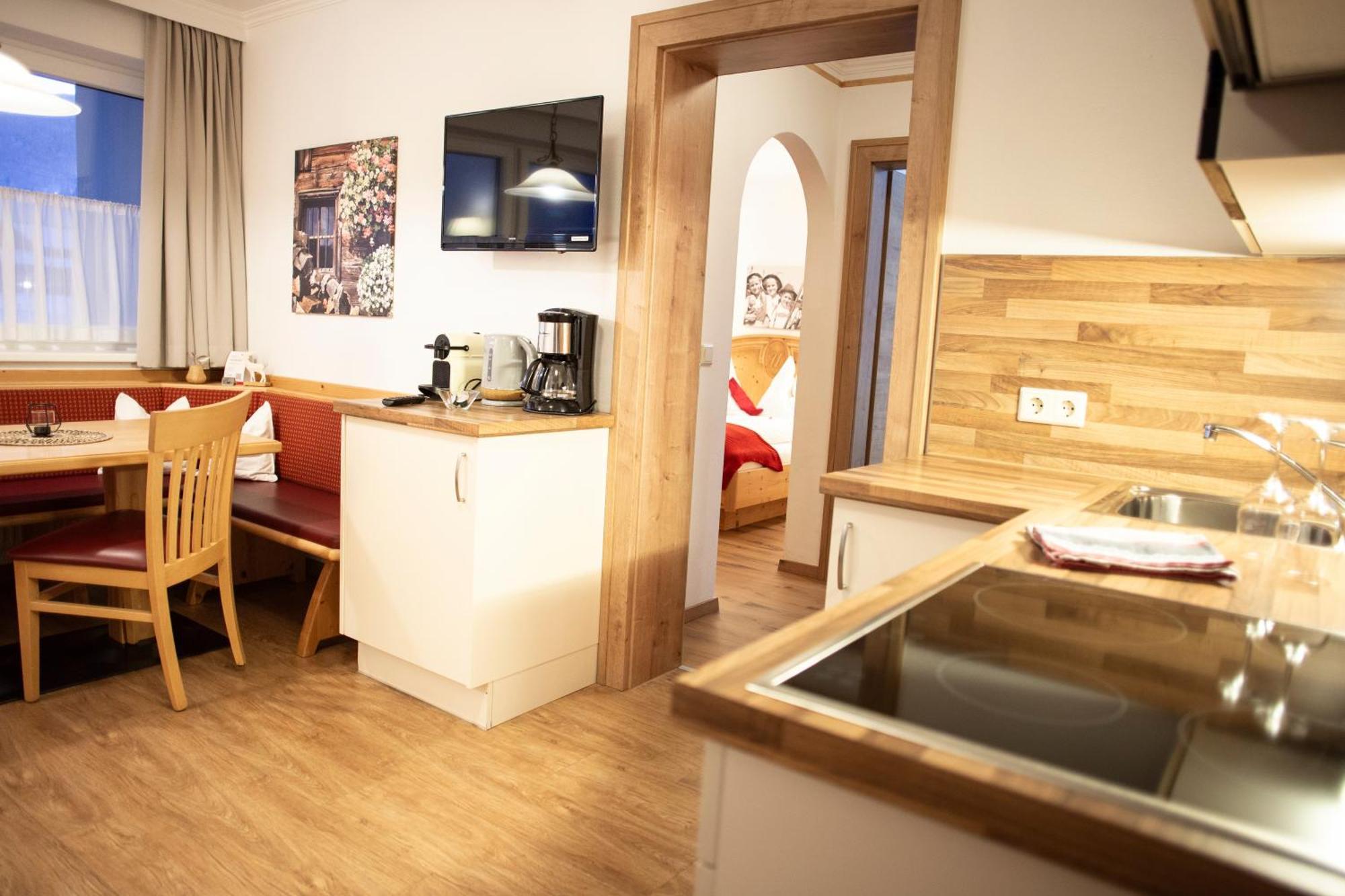Appartement-Gaestehaus Ursula فلاخاو المظهر الخارجي الصورة